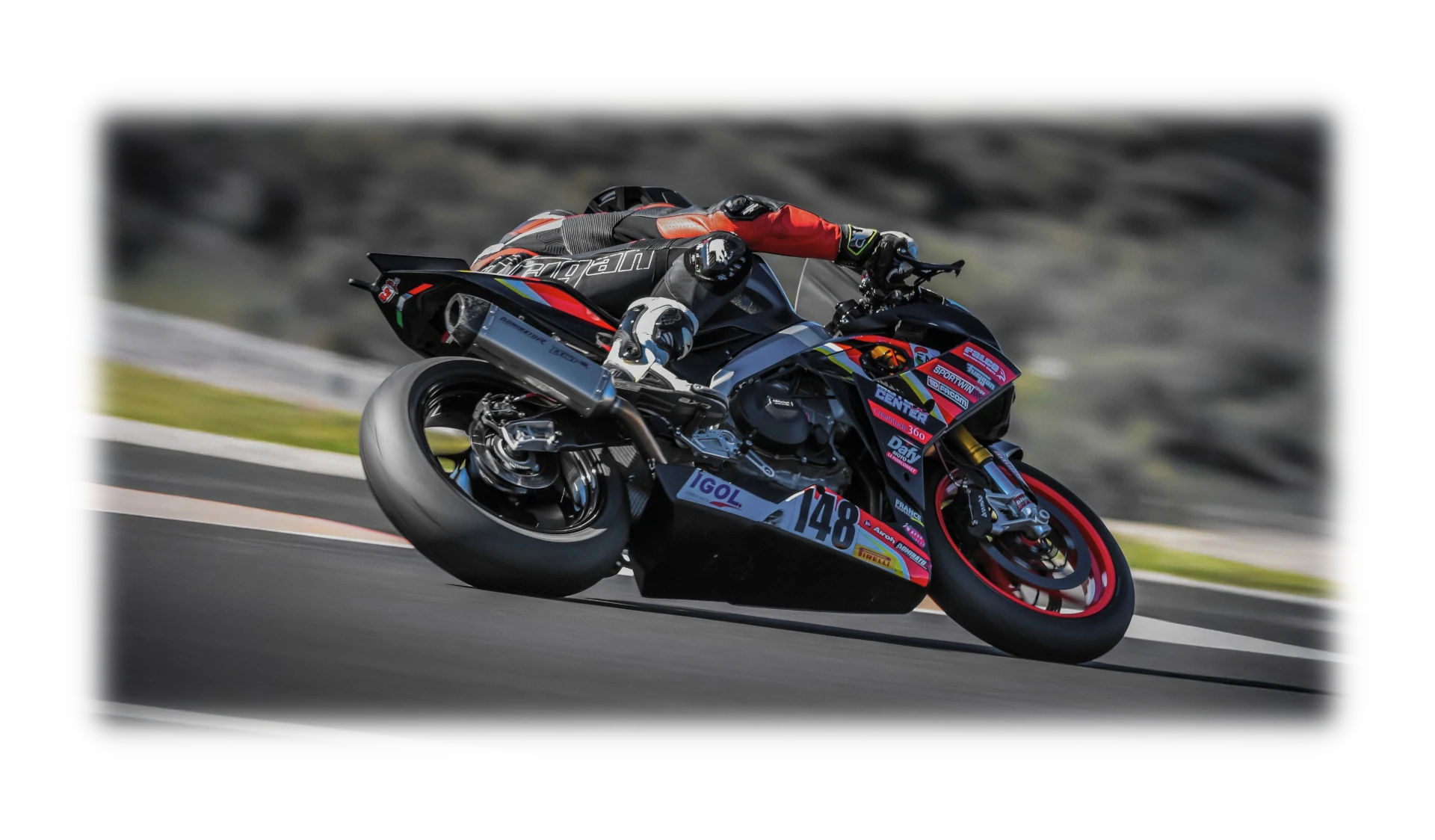 patrick blanchet aprilia rs 660 racing track dominator titanium exhaust system motorcycle sporbike